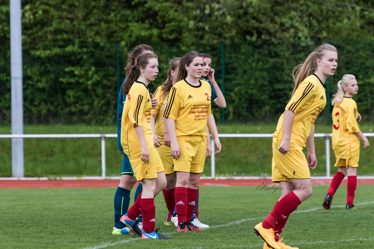 Bild 246 - B-Juniorinnen VfL Oldesloe - JSG Sdtondern : Ergebnis: 2:0